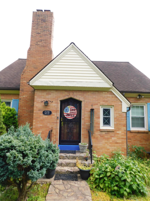 Listing Image 101