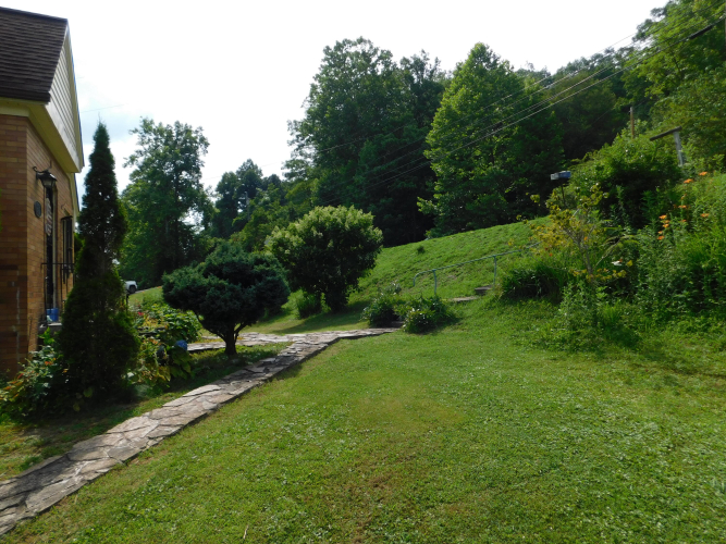 Listing Image 104