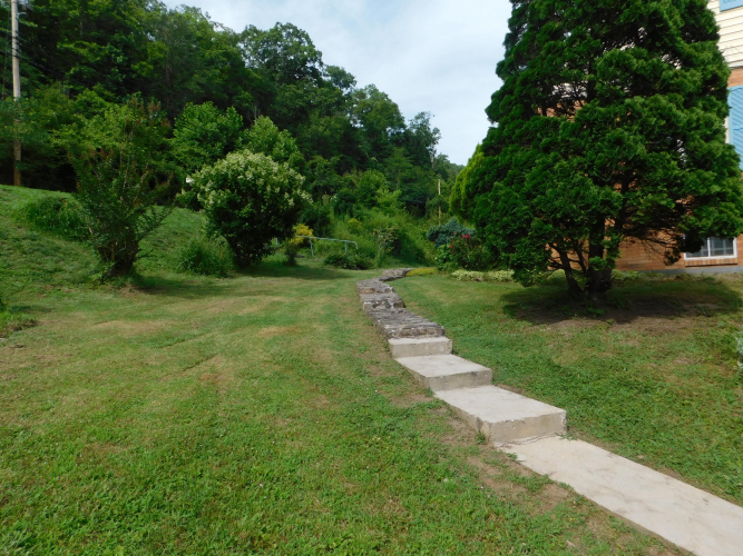 Listing Image 109