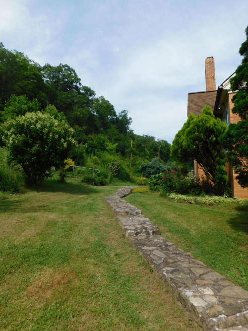 Listing Image 110