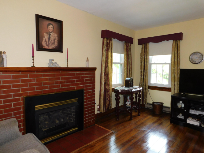 Listing Image 13
