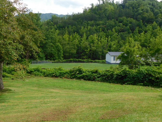 Listing Image 127