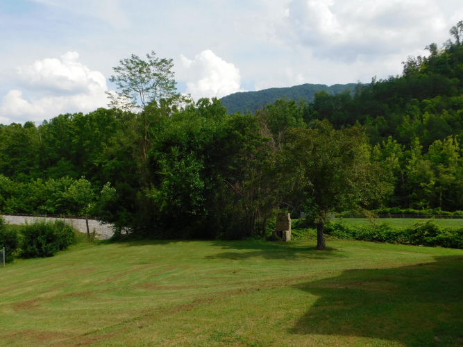 Listing Image 129