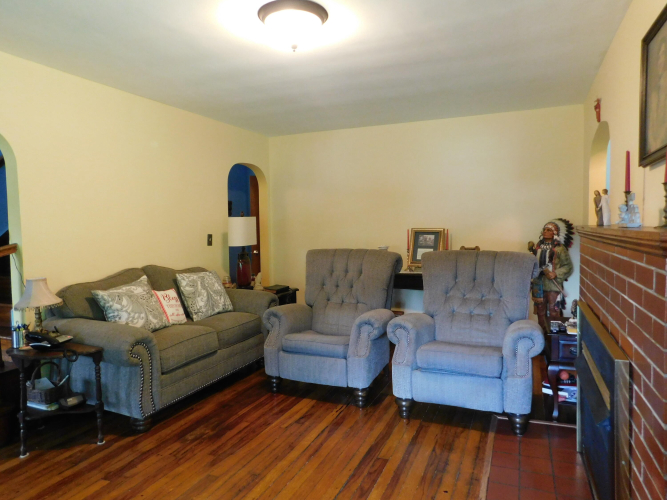 Listing Image 16