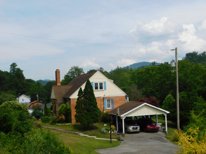 Listing Image 96