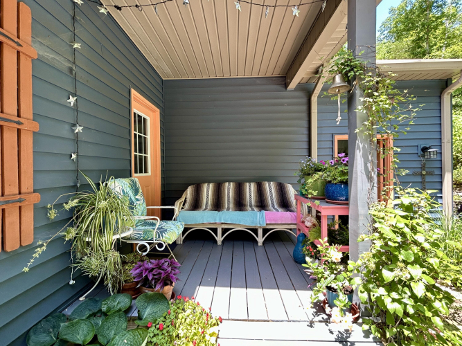 Listing Image 12
