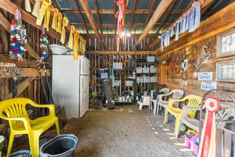 Listing Image 50