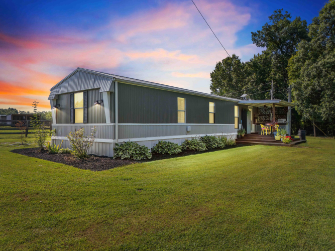 Listing Image 102