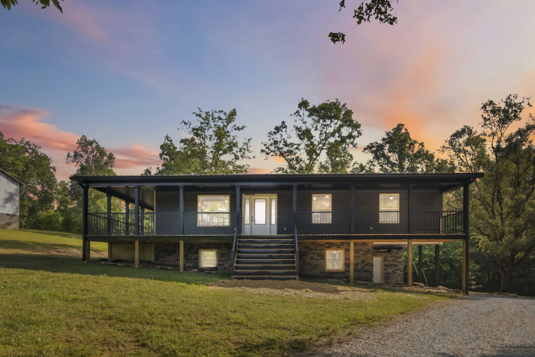 Listing Image 12