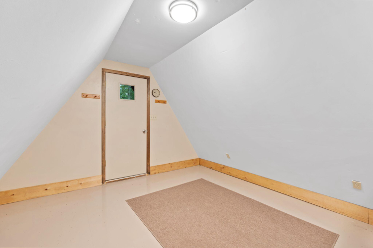 Listing Image 29