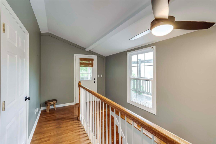 Listing Image 29