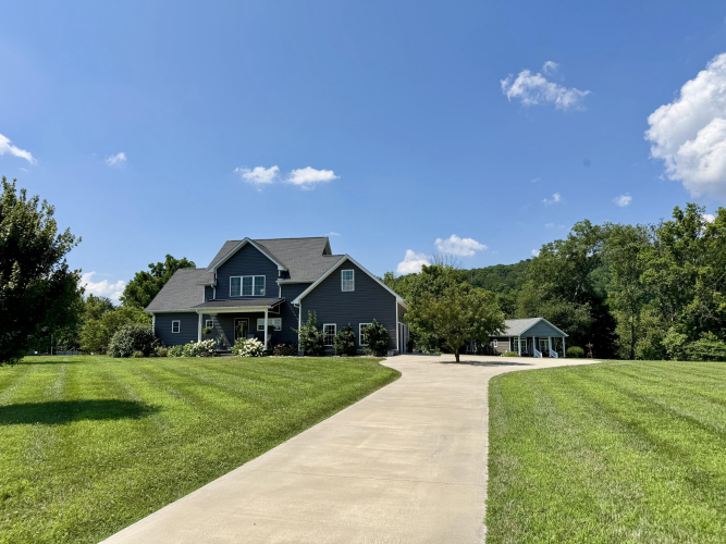 Listing Image 15