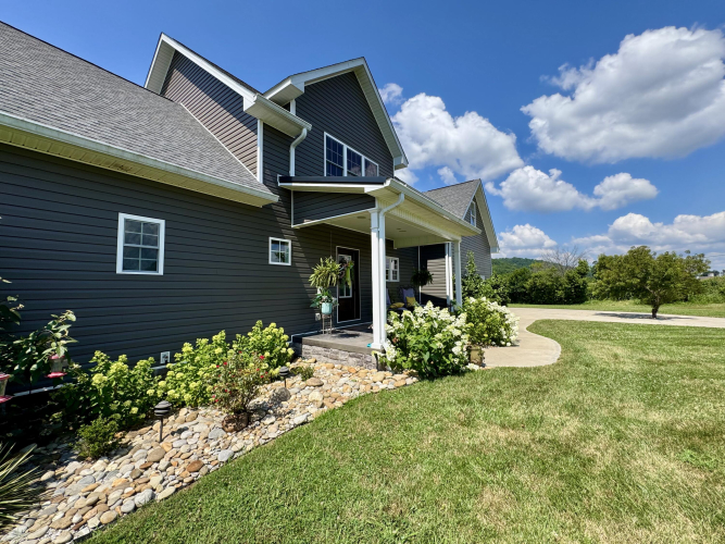 Listing Image 17