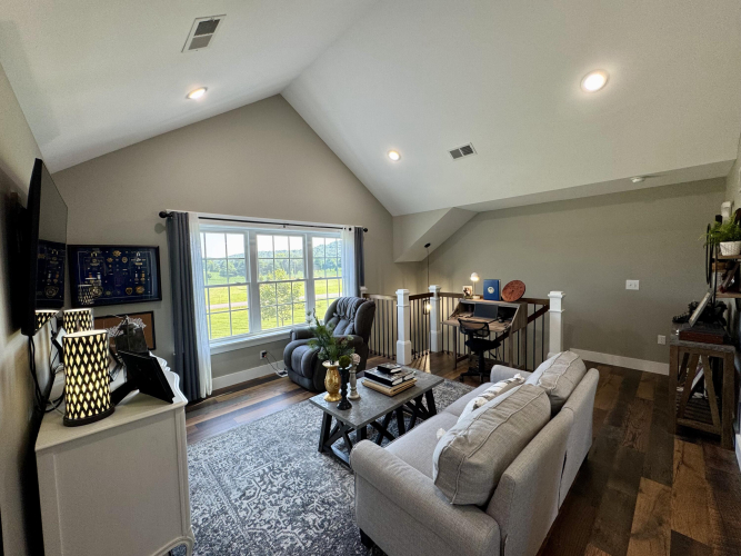 Listing Image 45