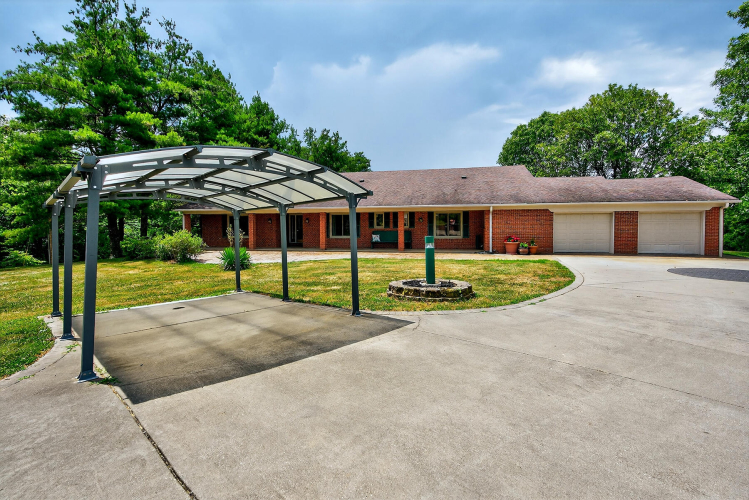 Listing Image 50