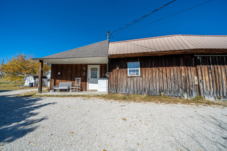 Listing Image 111