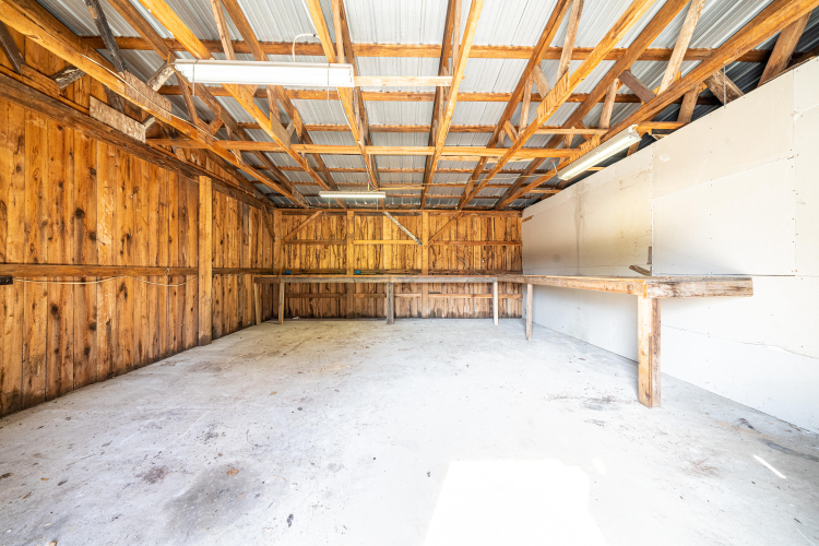 Listing Image 129