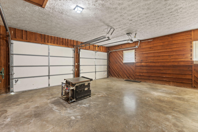 Listing Image 57
