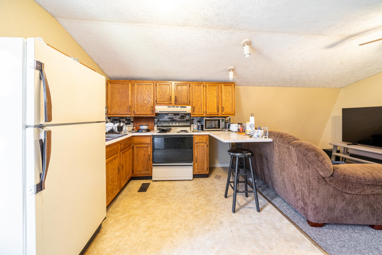 Listing Image 97
