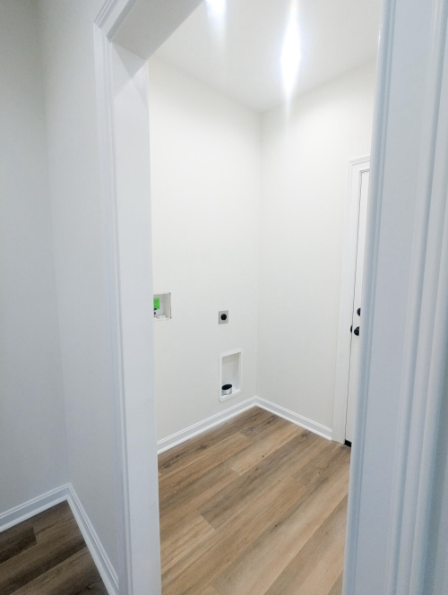 Listing Image 54