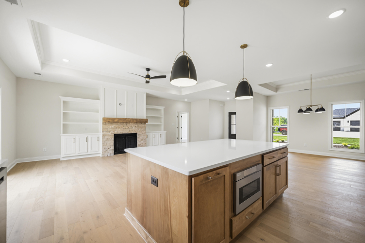 Listing Image 16
