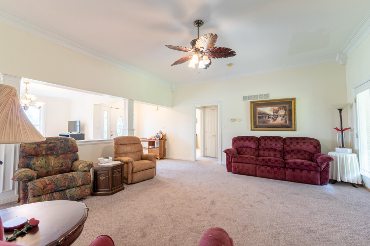 Listing Image 21