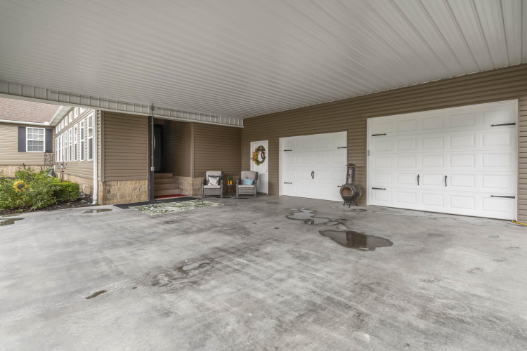 Listing Image 50