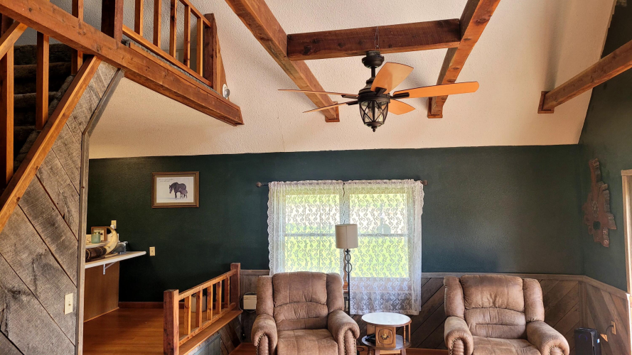 Listing Image 8
