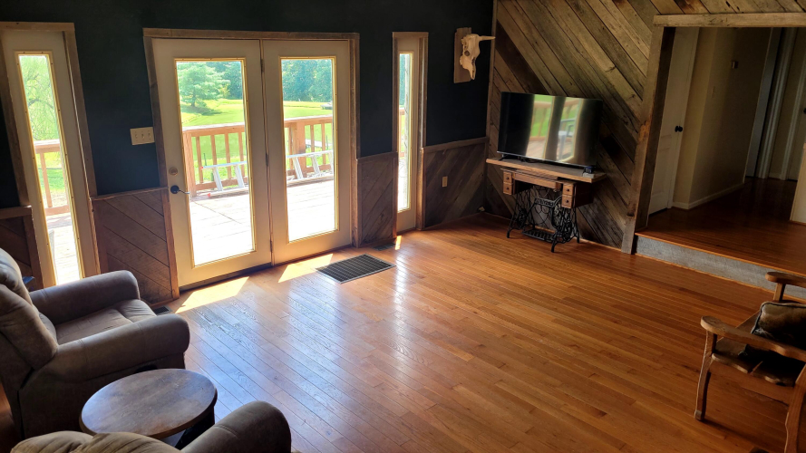Listing Image 9