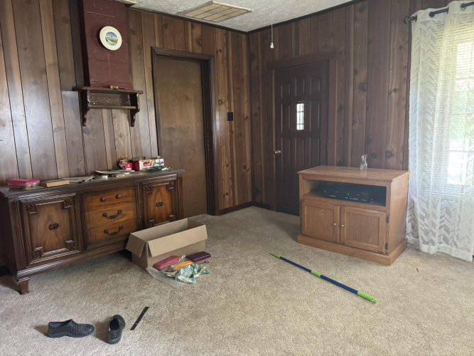 Listing Image 17