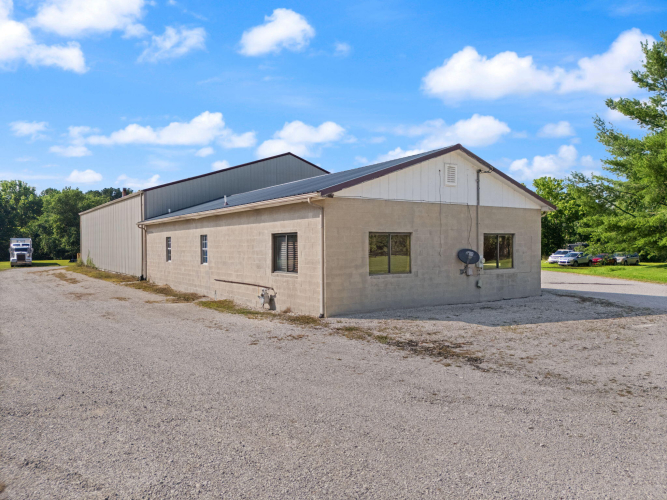 Listing Image 23