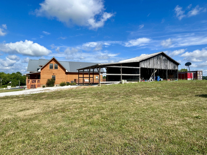Listing Image 6