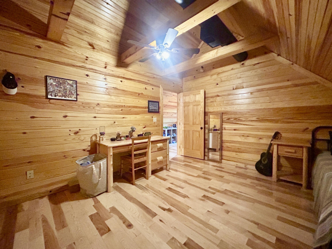 Listing Image 73