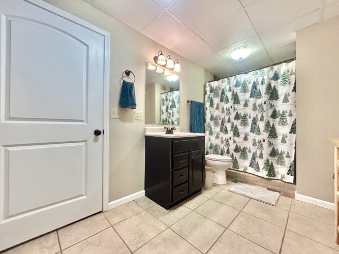 Listing Image 93