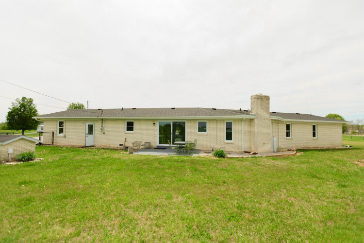 Listing Image 11