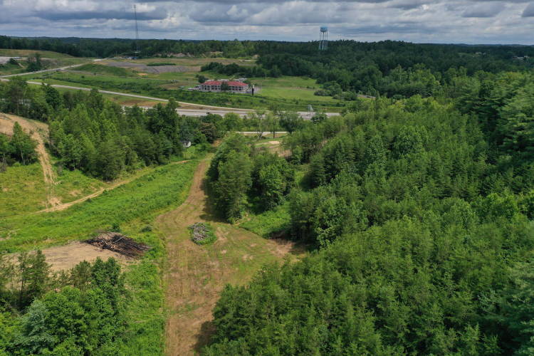 Listing Image 10