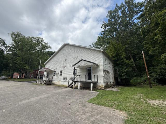 Listing Image 3