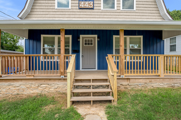 Listing Image 5
