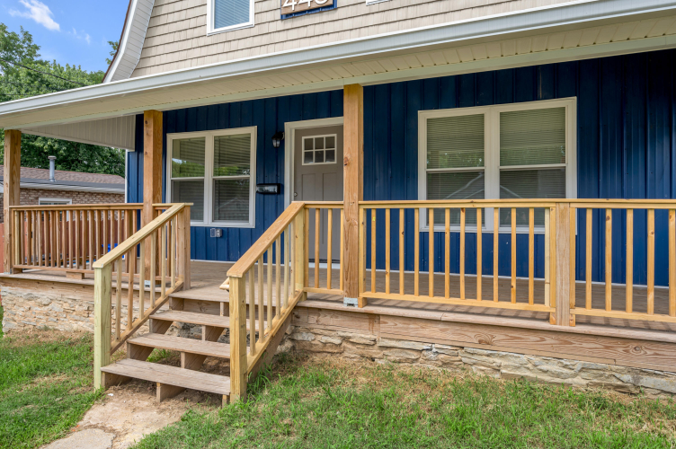 Listing Image 6