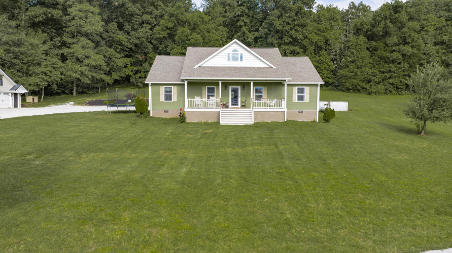 Listing Image 11