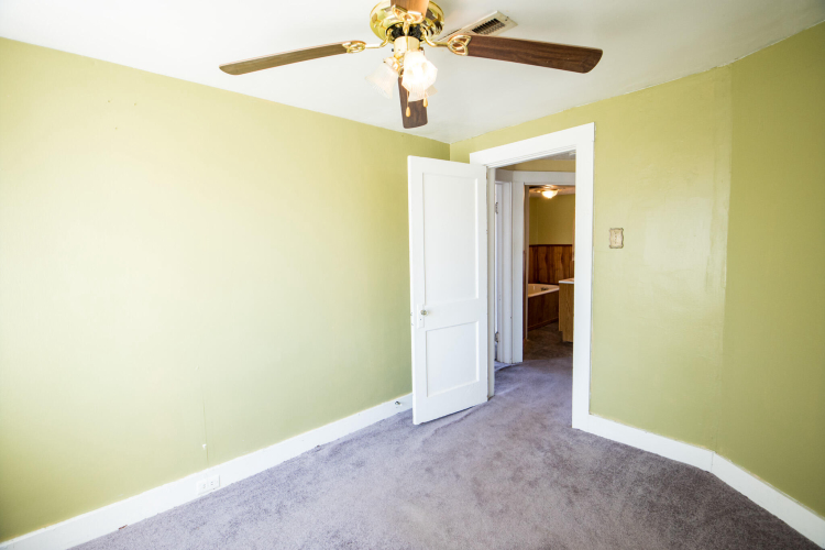 Listing Image 37