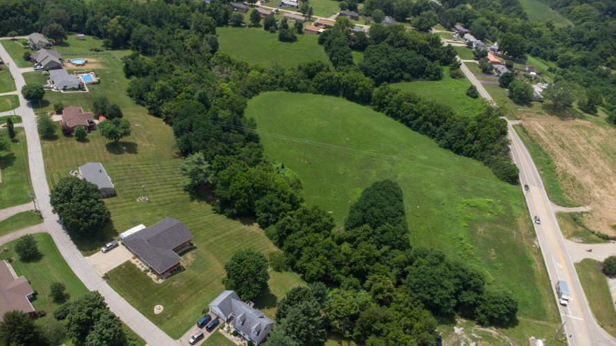 Listing Image 16