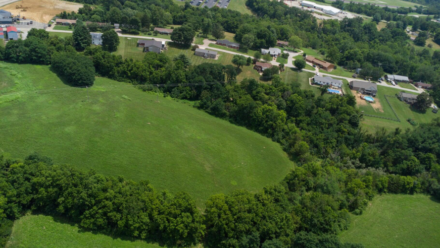 Listing Image 10