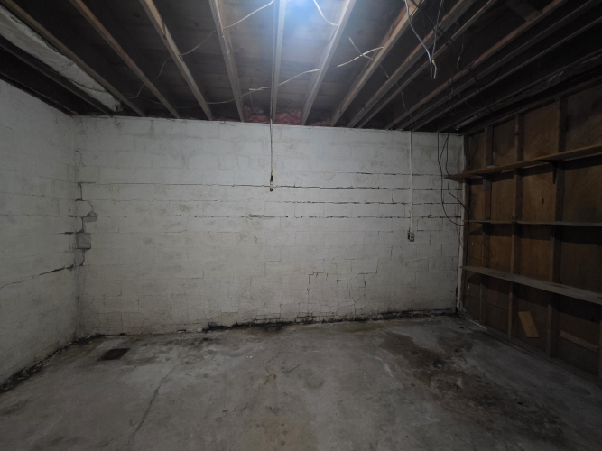 Listing Image 41