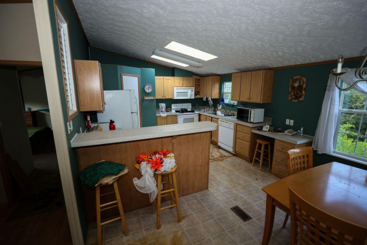 Listing Image 20