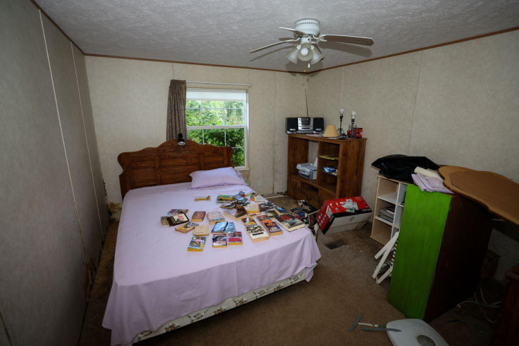 Listing Image 9