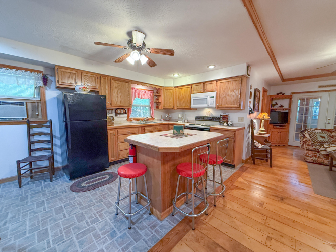 Listing Image 13