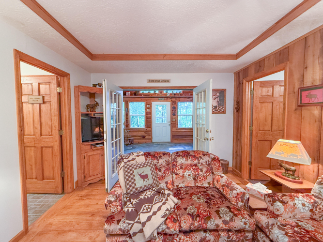 Listing Image 50