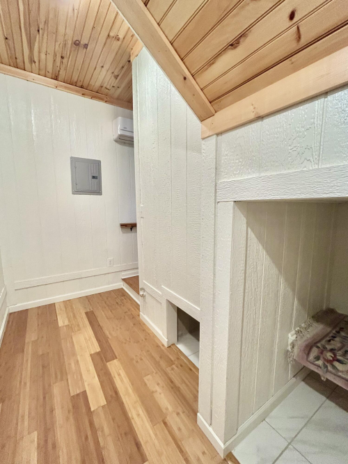Listing Image 55