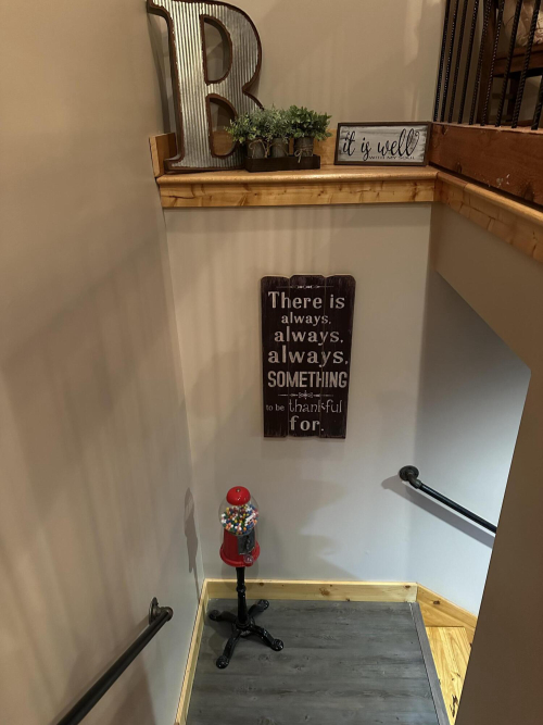 Listing Image 37